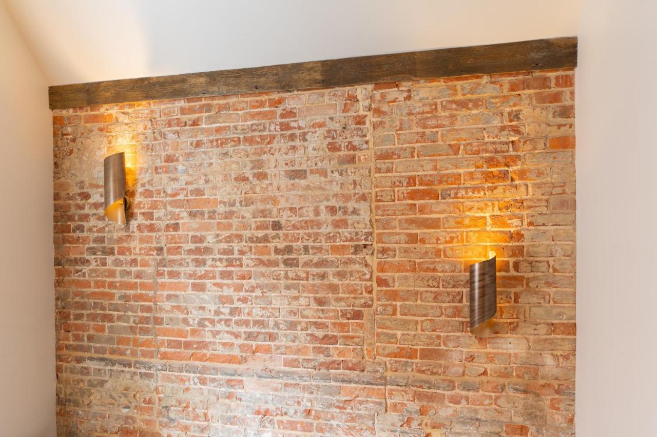 The Ironmongers Boutique Accommodation إيلشيم المظهر الخارجي الصورة
