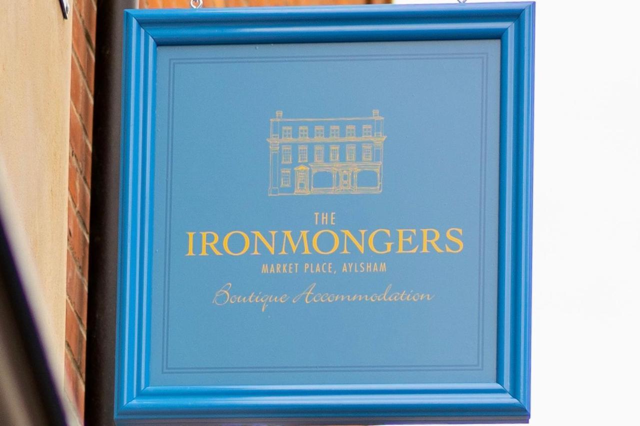 The Ironmongers Boutique Accommodation إيلشيم المظهر الخارجي الصورة