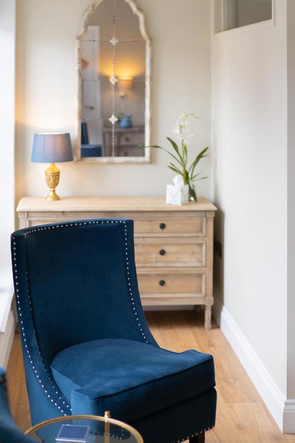 The Ironmongers Boutique Accommodation إيلشيم المظهر الخارجي الصورة